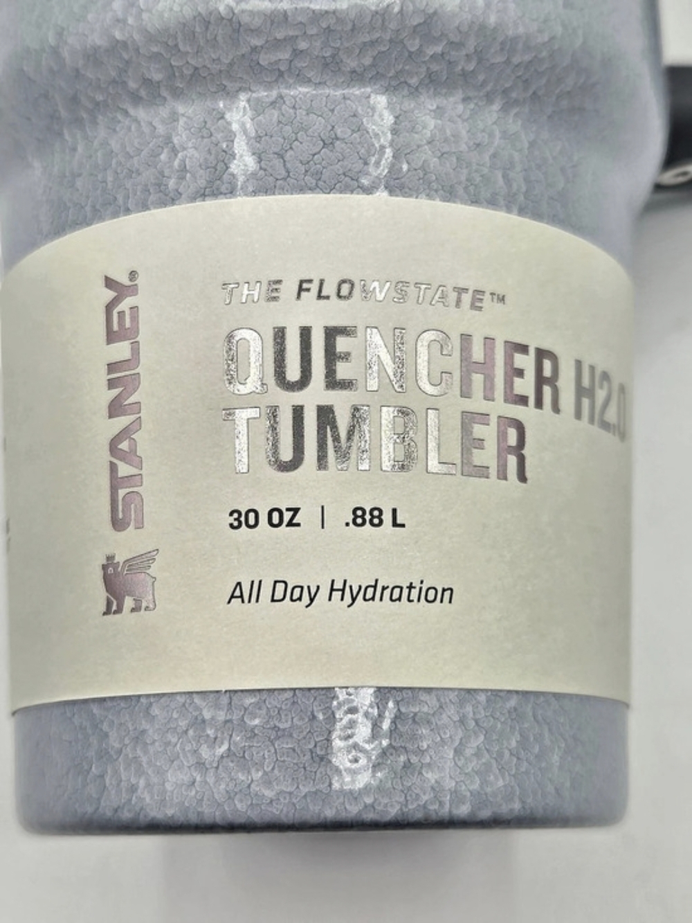 Stanley Classic Quencher H2.0 FlowState Tumbler 30 oz - Hammertone Silver - Picture 2 of 7
